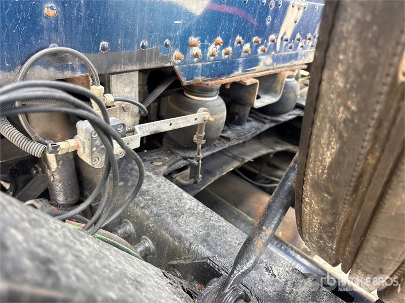 Freightliner FLD 120 Motrici e Trattori Stradali