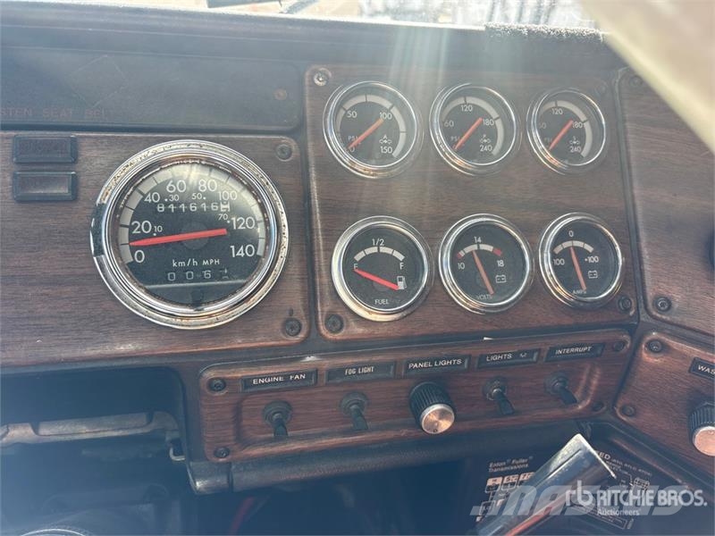 Freightliner FLD 120 Motrici e Trattori Stradali