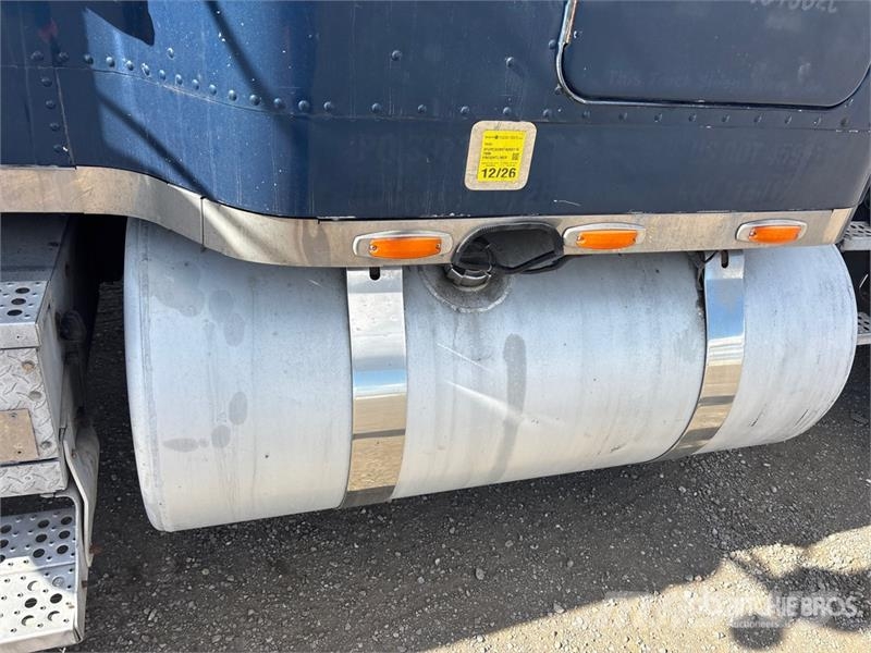 Freightliner FLD 120 Motrici e Trattori Stradali