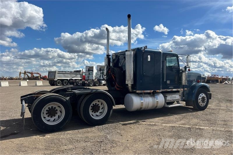 Freightliner FLD 120 Motrici e Trattori Stradali