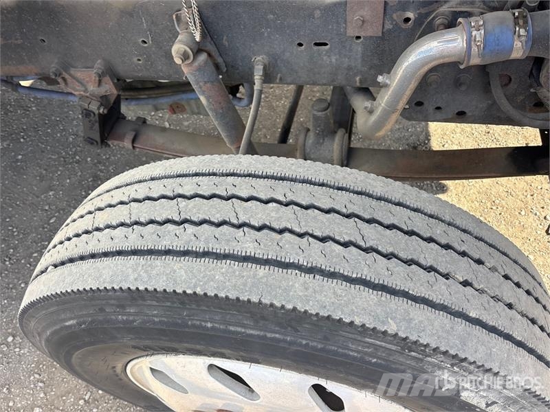 Freightliner FLD 120 Motrici e Trattori Stradali
