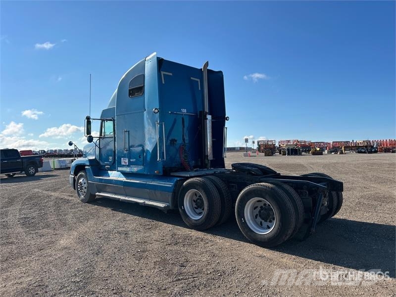 Freightliner FLD 120 曳引機組件