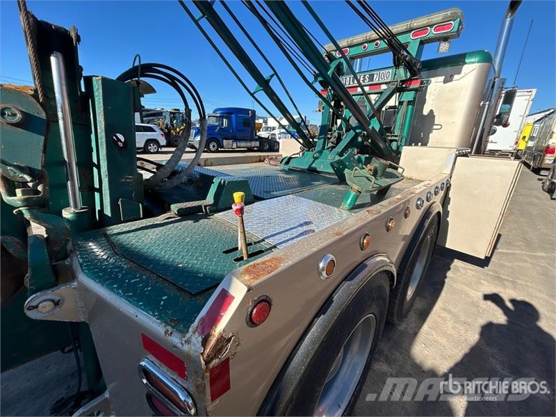 Freightliner FLD120 6x4 Sleeper Tow Truck Bergungsfahrzeuge