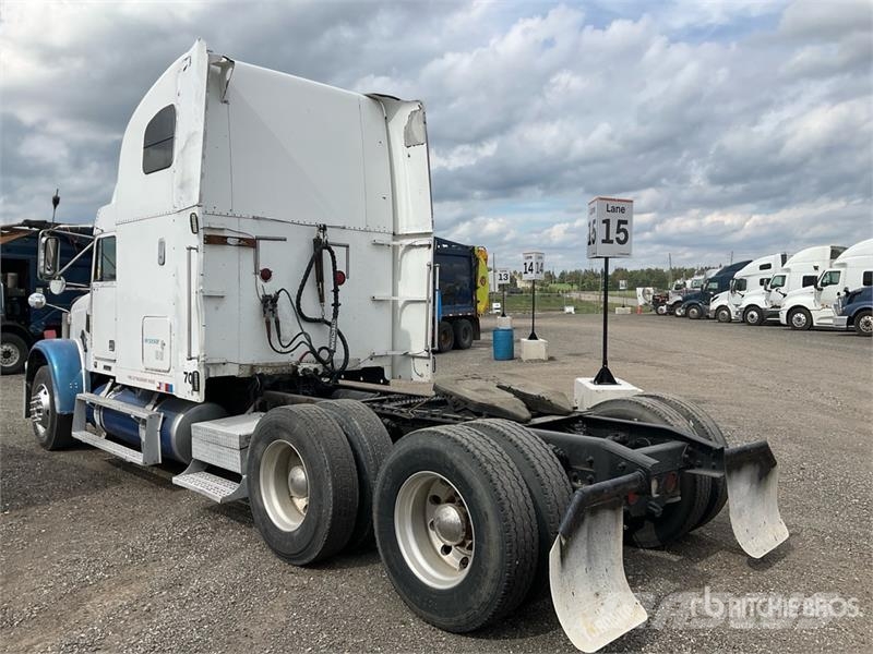 Freightliner FLD120 6x4 T/A Sleeper Truck Tractor Tracteur routier