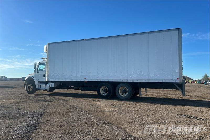 Freightliner M2 106 Frigofrik kamyonlar