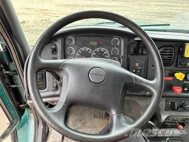 Freightliner M2 106 Auto korpe