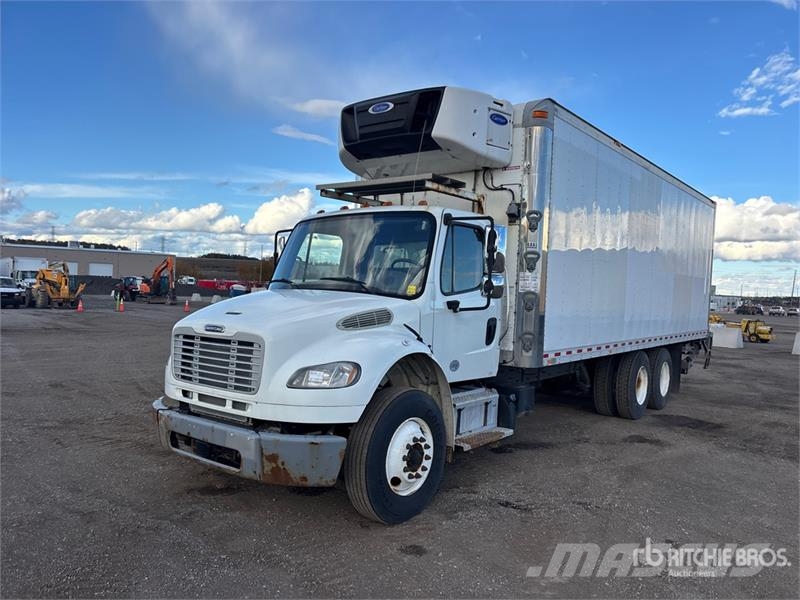 Freightliner M2 106 Camion a temperatura controllata