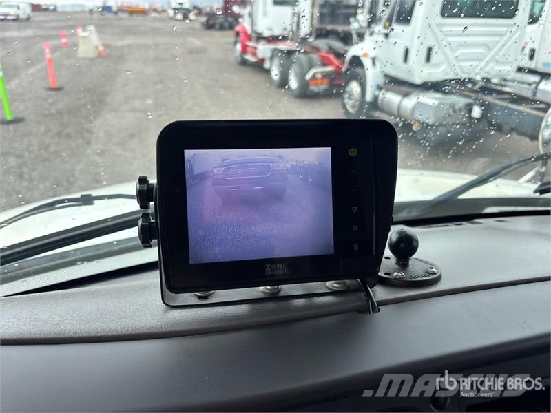 Freightliner M2 106 Truck mounted aerial platforms