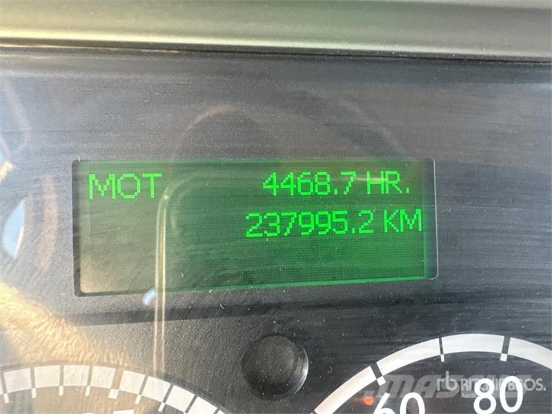 Freightliner M2 106 كابينة والداخلية