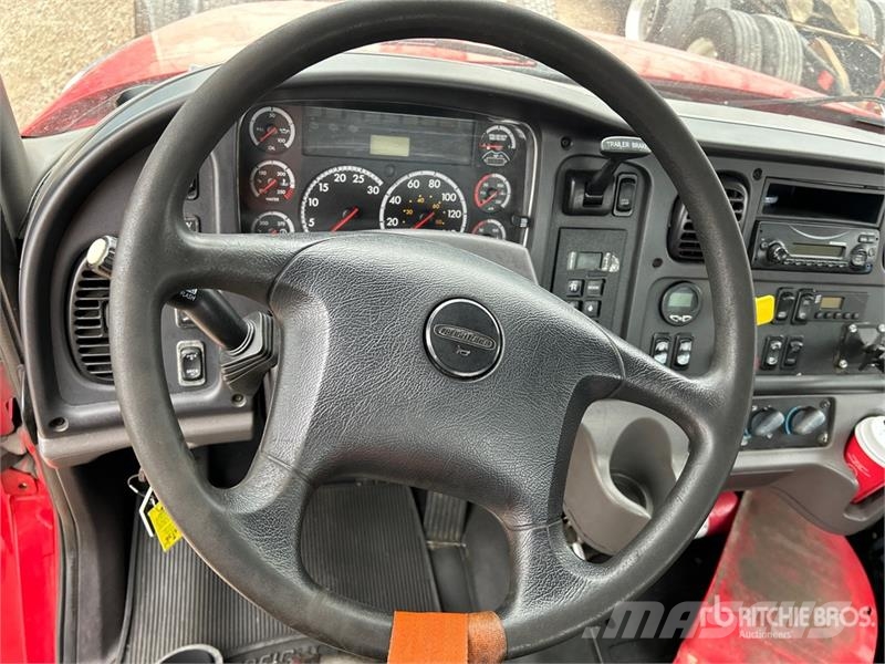 Freightliner M2 106 Motrici e Trattori Stradali