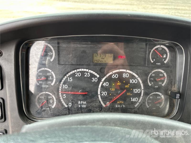 Freightliner M2 106 Auto korpe