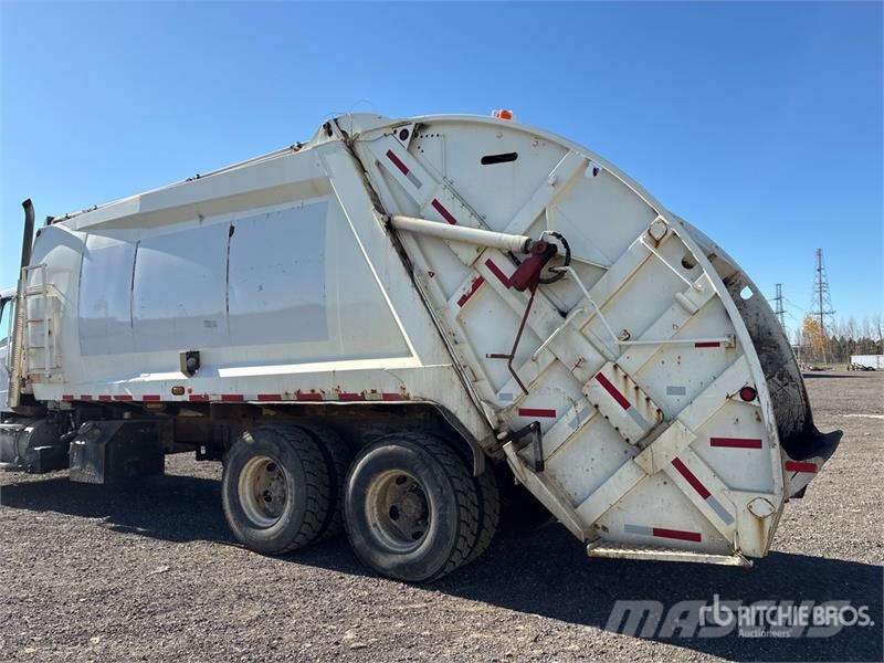 Freightliner M2 106 Απορριμματοφόρα