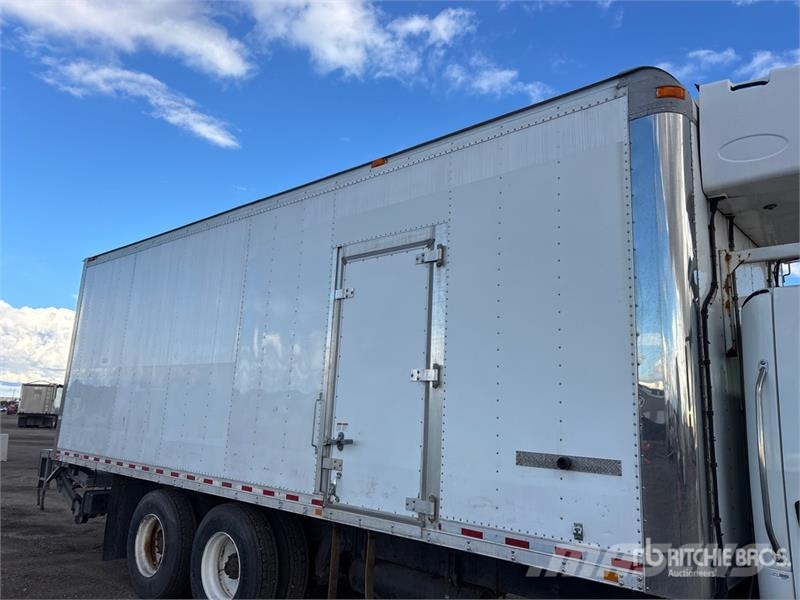 Freightliner M2 106 Camion a temperatura controllata