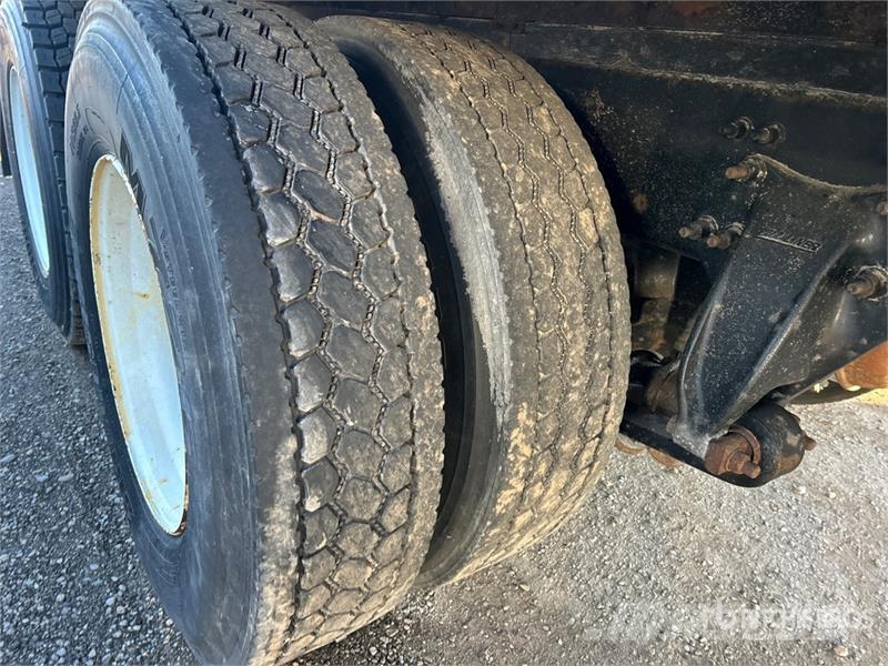 Freightliner M2 106 Frigofrik kamyonlar