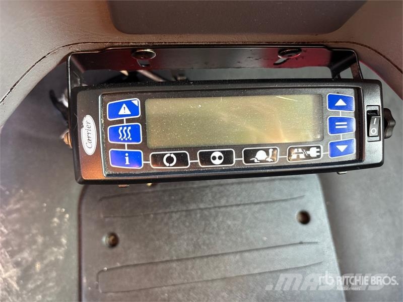 Freightliner M2 106 Camion a temperatura controllata