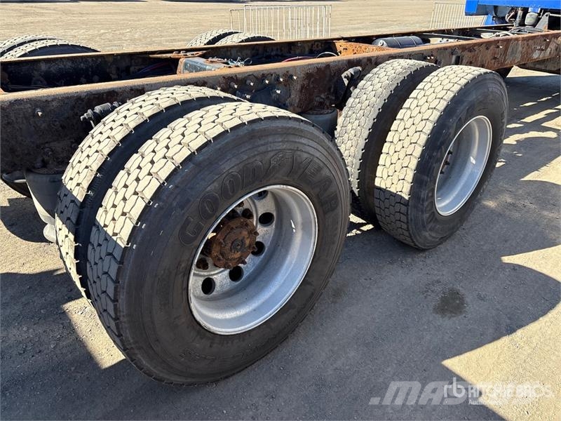 Freightliner M2 106 Kabine i unutrašnjost