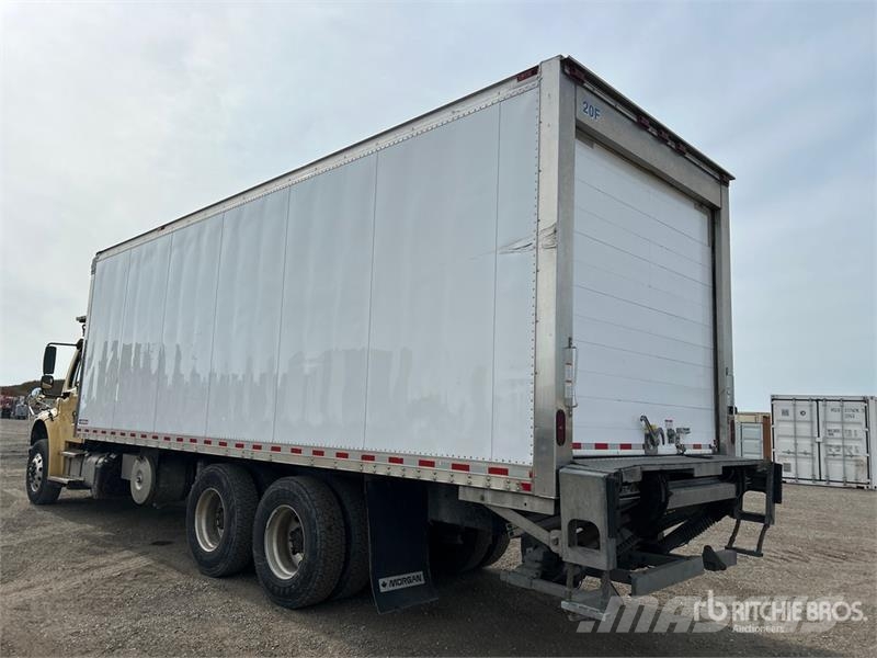 Freightliner M2 106 冷藏车