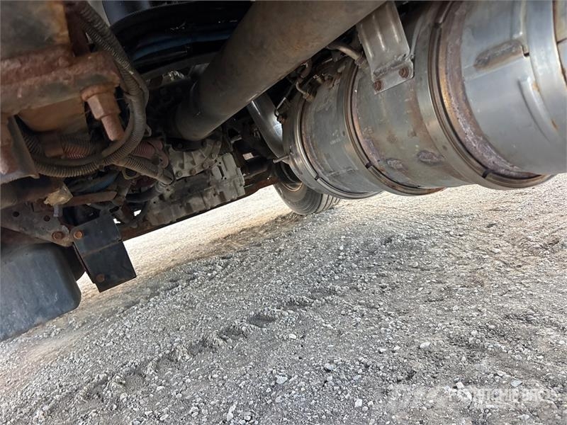 Freightliner M2 106 Camion a temperatura controllata