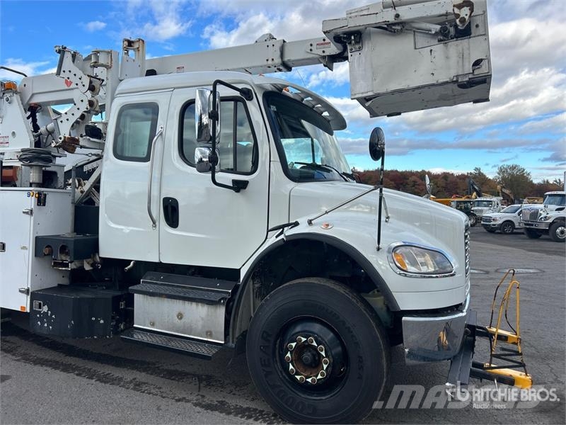Freightliner M2 106 Truck mounted aerial platforms