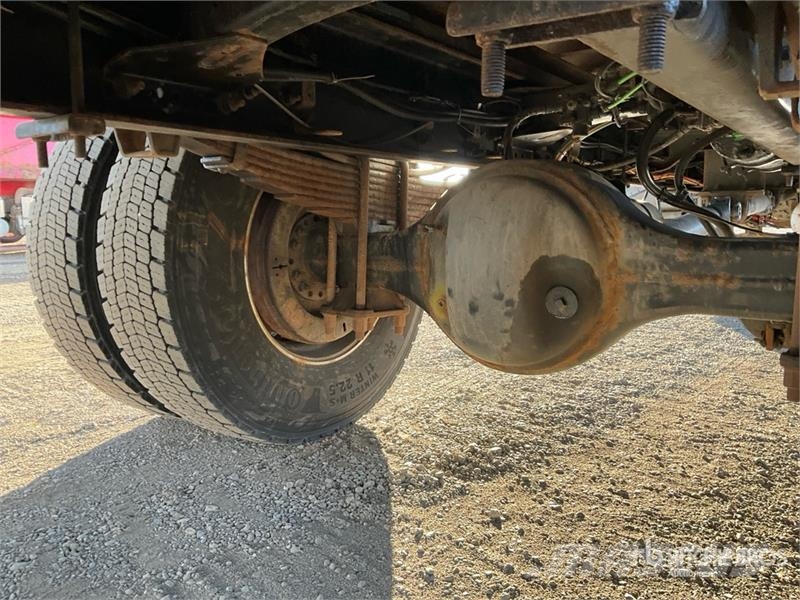 Freightliner M2 106 Грузовики-Рефрижераторы