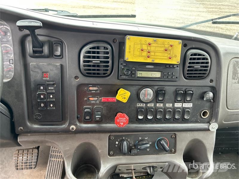 Freightliner M2 106 Auto korpe
