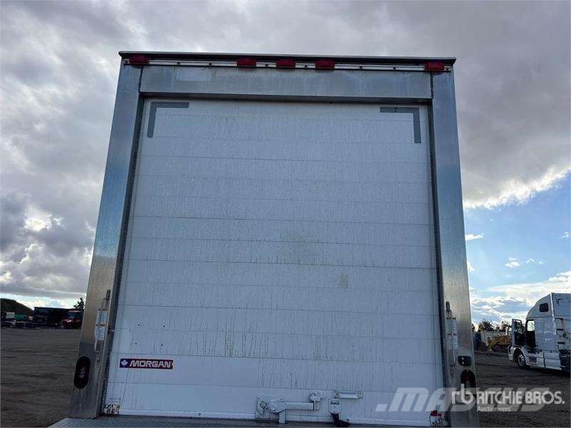 Freightliner M2 106 Camion a temperatura controllata