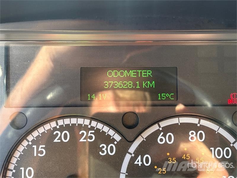Freightliner M2 106 Isotermos y frigoríficos