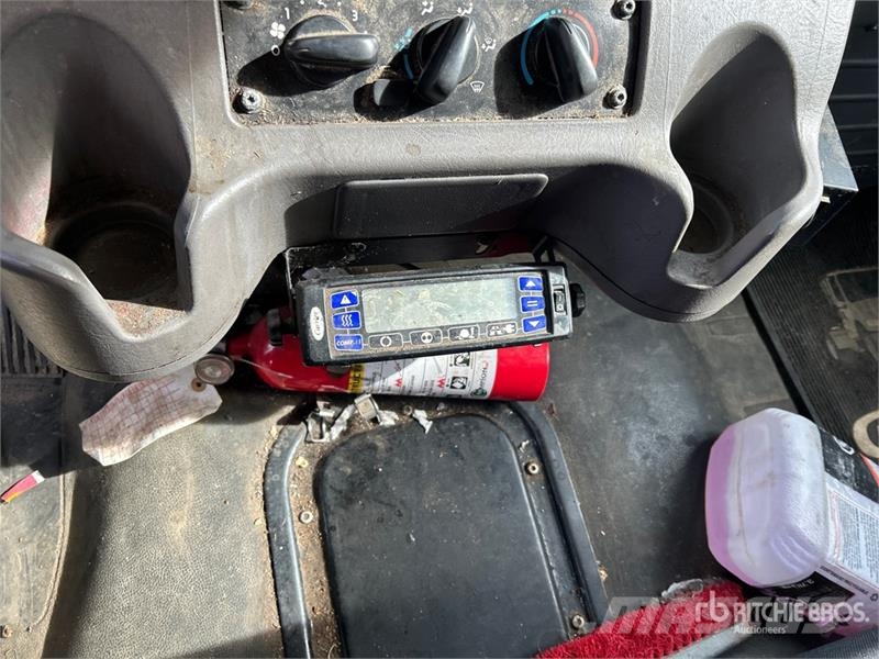 Freightliner M2 106 冷藏车