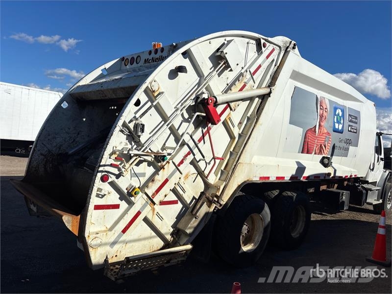 Freightliner M2 106 Kamioni za otpad