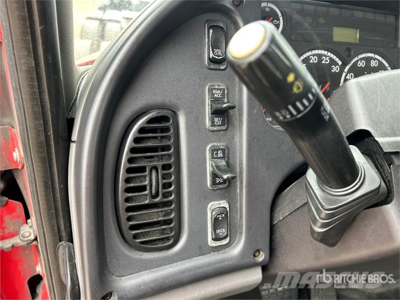 Freightliner M2 106 Motrici e Trattori Stradali