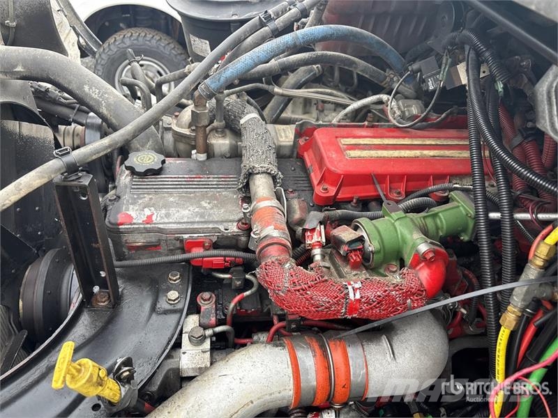 Freightliner M2 106 Camiones bañeras basculantes o volquetes