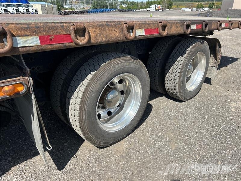 Freightliner M2 106 Hinausautot