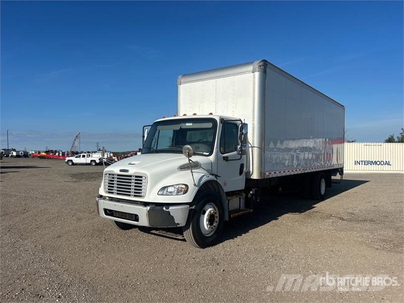 Freightliner M2 106 Sanduk kamioni