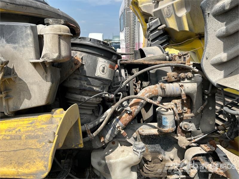 Freightliner M2 106 Other trucks