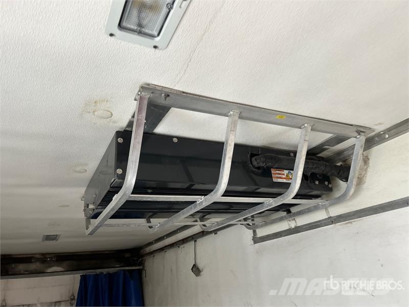 Freightliner M2 106 冷藏车