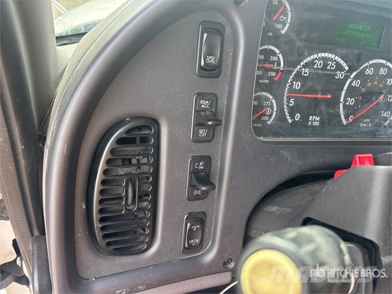Freightliner M2 106 С температурен контрол