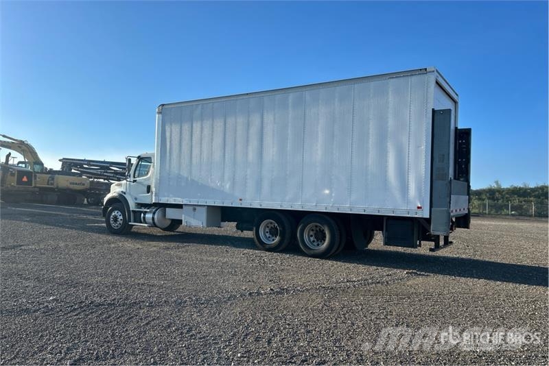 Freightliner M2 106 Isotermos y frigoríficos