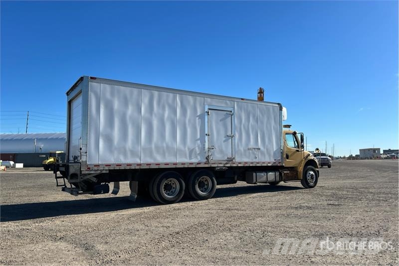 Freightliner M2 106 Kühlkoffer