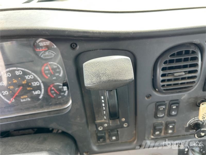 Freightliner M2 106 Vyprošťovací vozidla
