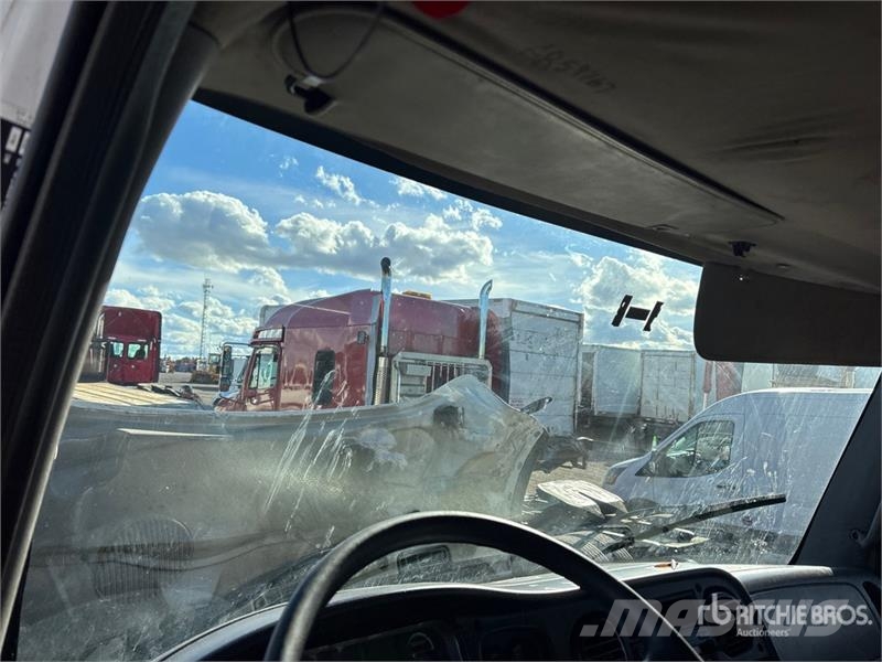 Freightliner M2 106 Kamioni za otpad