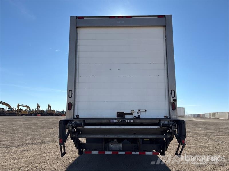 Freightliner M2 106 Temperature controlled trucks
