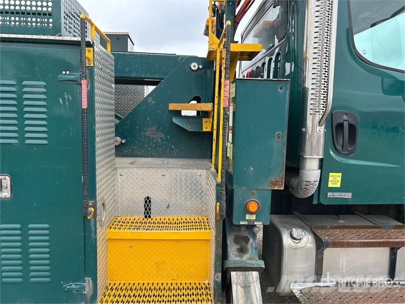 Freightliner M2 106 Auto korpe