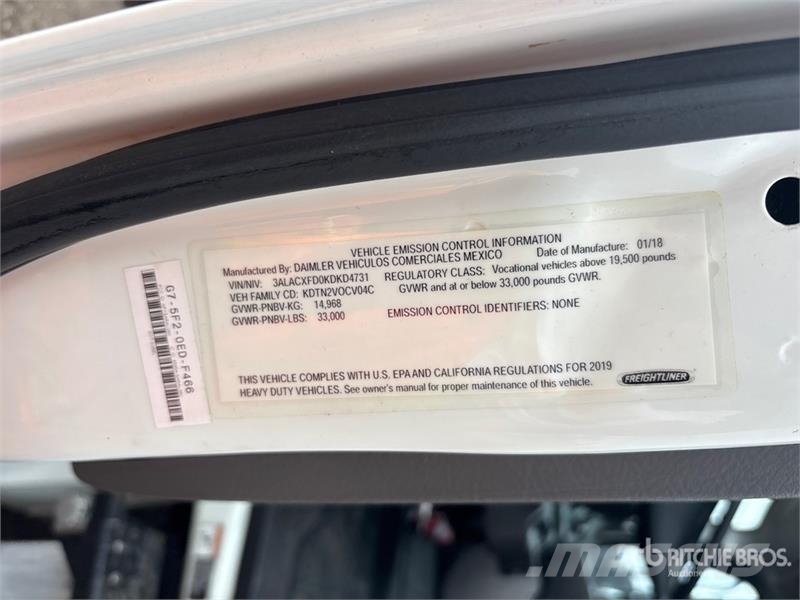 Freightliner M2 106 Cabines e interior