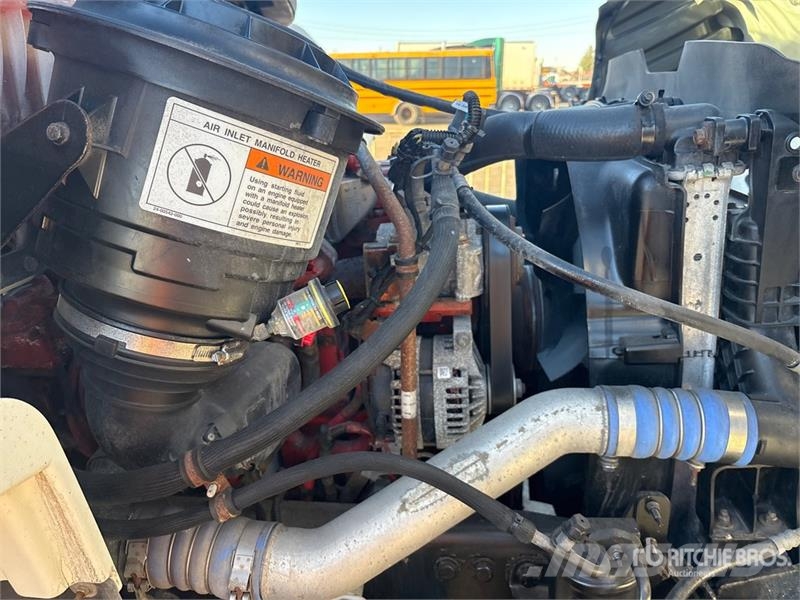Freightliner M2 106 كابينة والداخلية