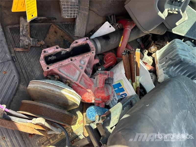 Freightliner M2 106 Cabinas e interior