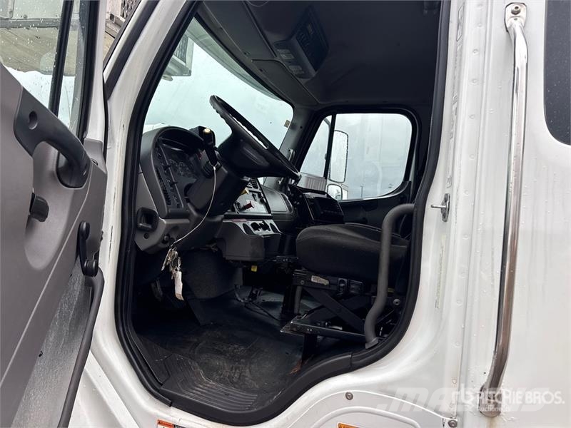 Freightliner M2 106 Truck mounted aerial platforms