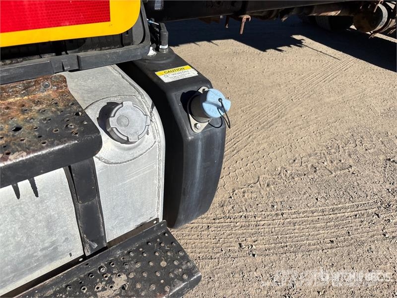 Freightliner M2 106 Pick up/Dropside