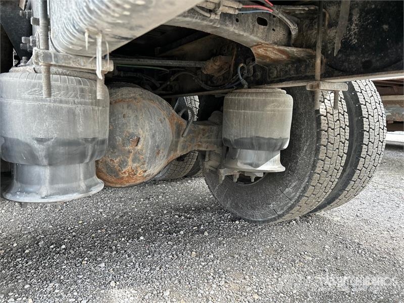 Freightliner M2 106 冷藏车