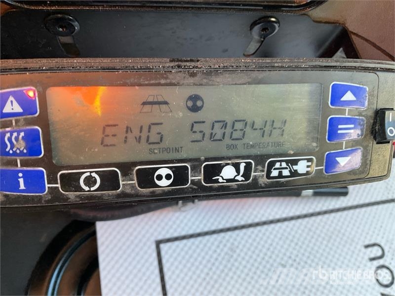 Freightliner M2 106 Грузовики-Рефрижераторы