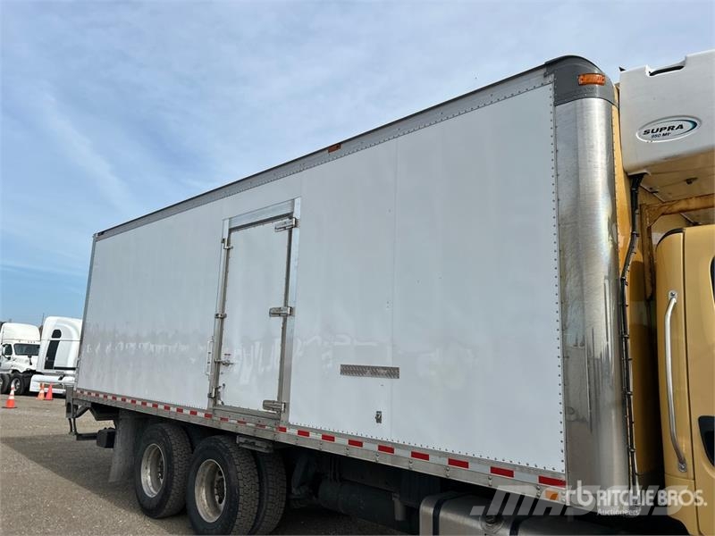 Freightliner M2 106 冷藏车